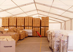 厂区内的可移动临时仓储空间